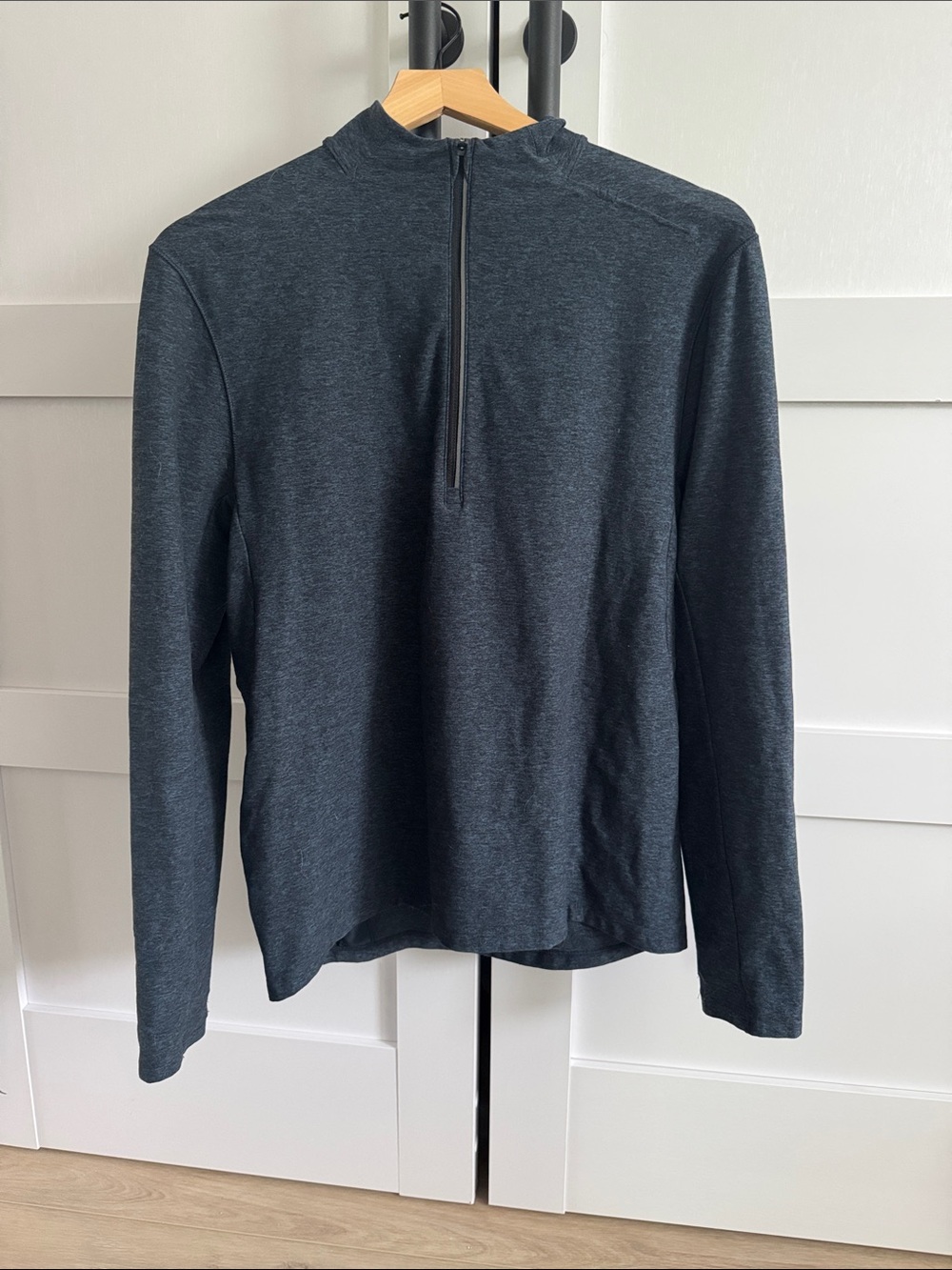 lululemon athletica Men's Half-Zip Long Sleeve Sweater - navy